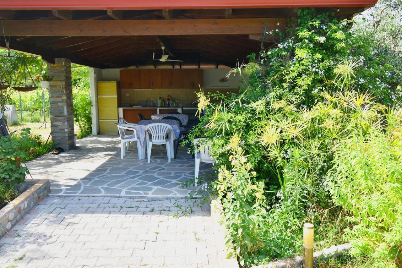 Forty Roses Vourvourou Exterior foto